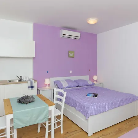 Lejlighed Karmen - With Terrace Lavanda *